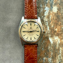 Load image into Gallery viewer, Rolex 5011 Bubbleback from 1948 *Full service*
